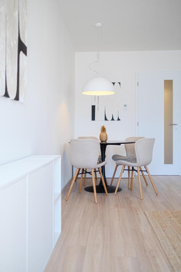 Newly Built In Vibrant Neighbourhood Apartmán